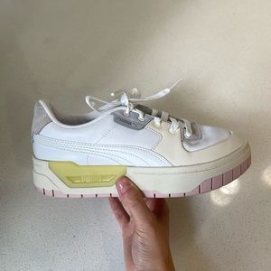 Puma Sneakers